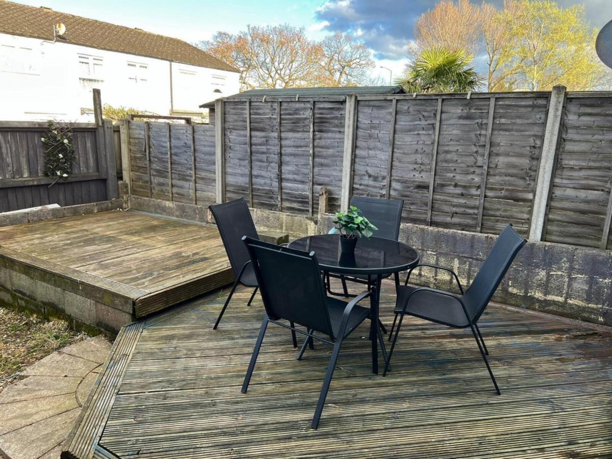 Spacious & Comfy Home- Very Close To Nec Birmingham ,Hs2 & Airport- Perfect For Contractors & Groups- Free Parking & Fast Wifi Marston Green Exterior foto